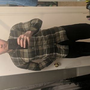 Tailgate Clothing Co Small Green Plaid Button Up